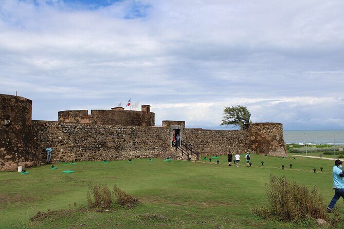 Puerto plata city tour and beach - Key Points