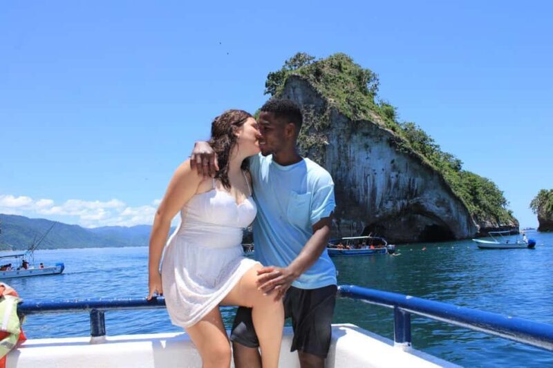 Puerto Vallarta: All-inclusive cruise-ship passenger snorkeling beach and waterfall - Key Points