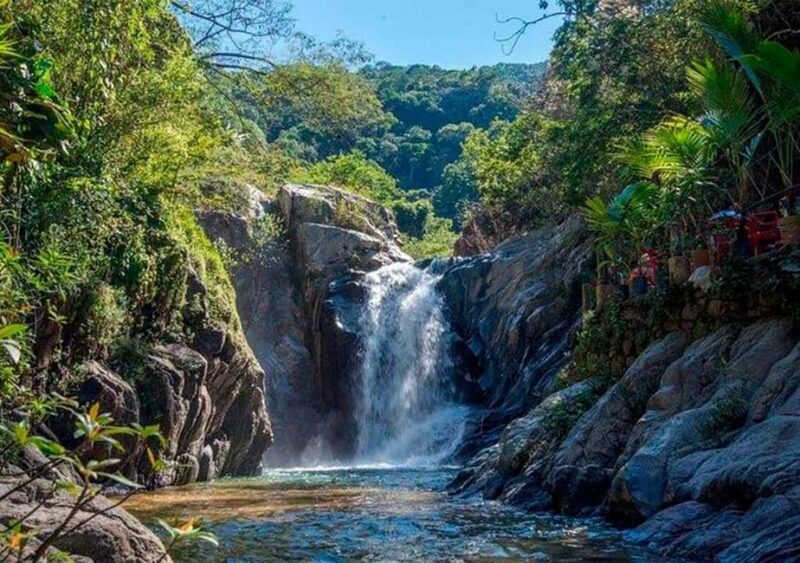 Puerto Vallarta: Arcos, Animas, Quimixto + Open Bar Onboard - FAQ