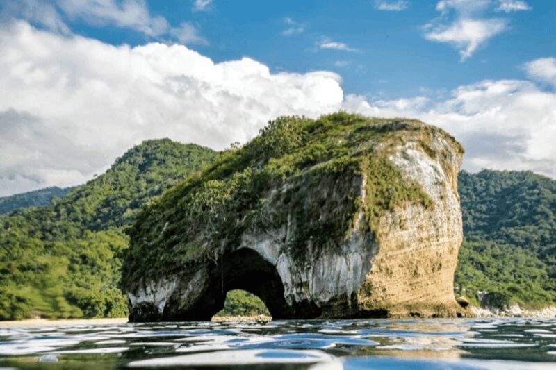 Puerto Vallarta: Los Arcos, Ánimas, and Quimixto Boat Tour - Who Should Book This Tour?