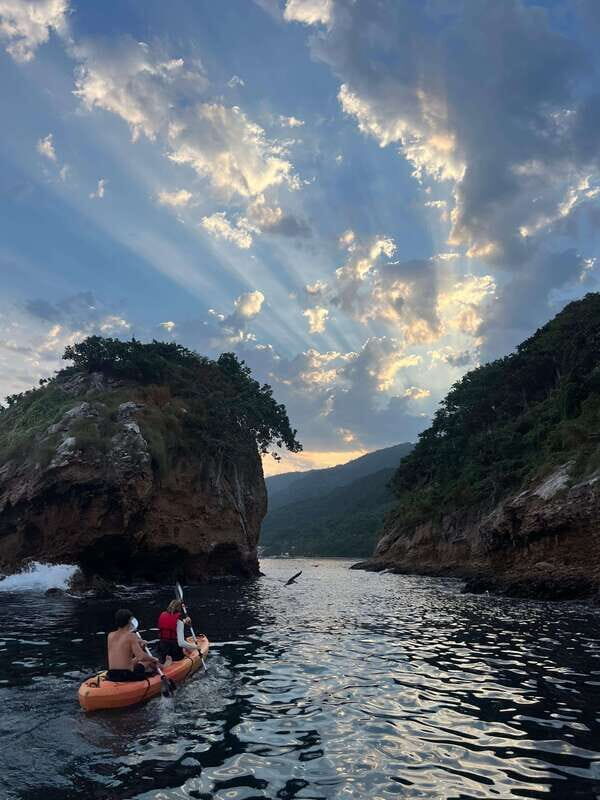 Puerto Vallarta: Los Arcos Marine Park Kayak/SUP Tour - The Experience: From Pickup to Return
