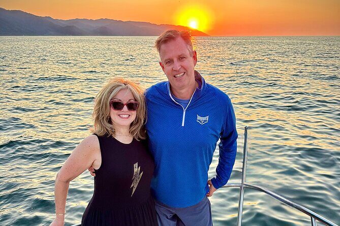 Puerto Vallarta: Luxury Yacht Sunset Cruise with open bar - An In-Depth Look at the Experience