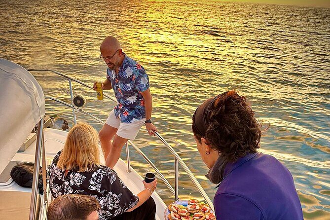 Puerto Vallarta: Luxury Yacht Sunset Cruise with open bar - Frequently Asked Questions