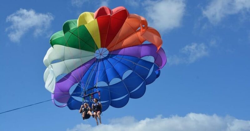 Puerto Vallarta: Parasailing Experience - Practical Details and Tips
