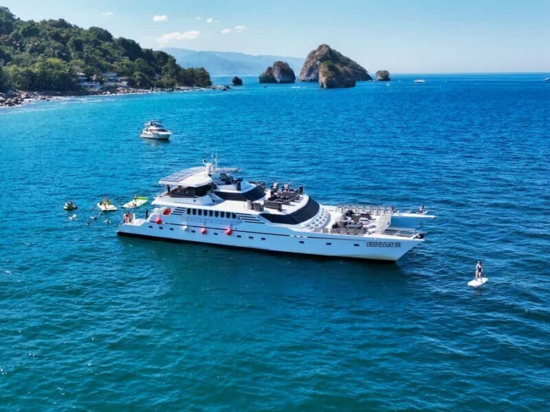 Puerto Vallarta: Private Mega Yacht Limousine of the Sea 1 - The Experience in Detail