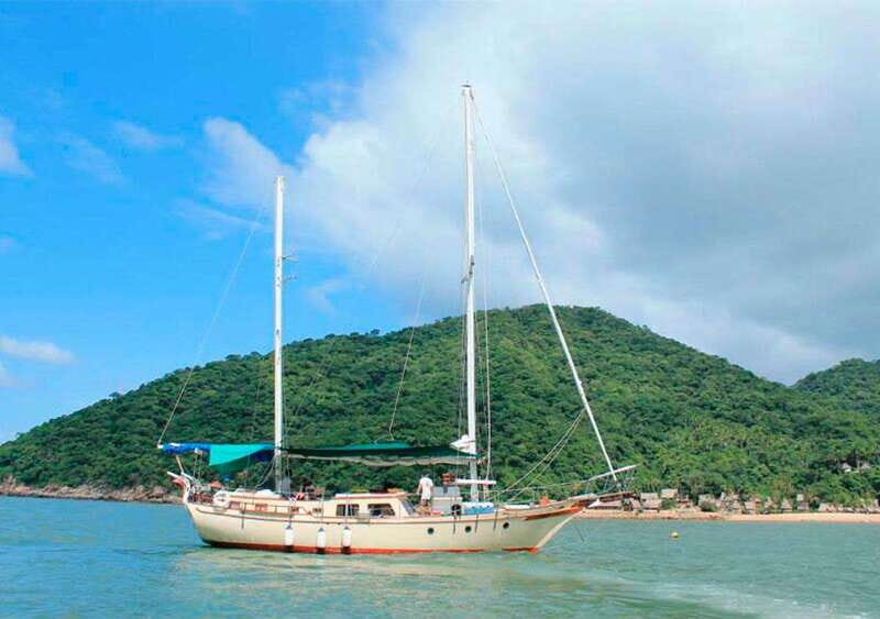 Puerto Vallarta: Private Sail Tour to Yelapa - A Closer Look at the Experience