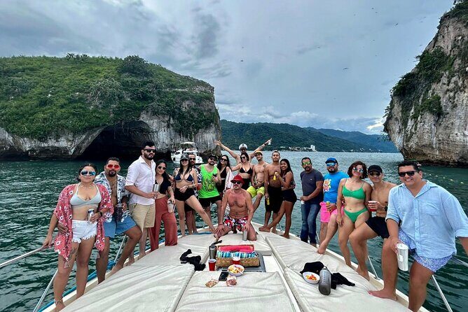 Puerto Vallarta Private Yacht: Half Day Tour (4h) - Puerto Vallarta Private Yacht: Half Day Tour (4h) – A Detailed Review