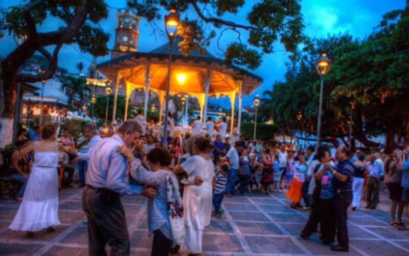 Puerto Vallarta: Salsa Class and Local Dance Night - Analyzing the Value