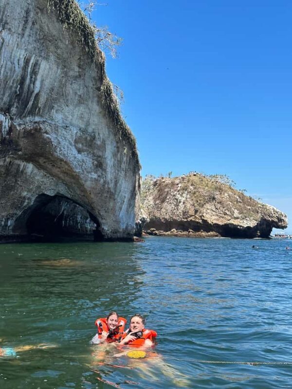 Puerto Vallarta: Snorkel y tour de 2 hrs en bote a Los Arcos - Overall Impression
