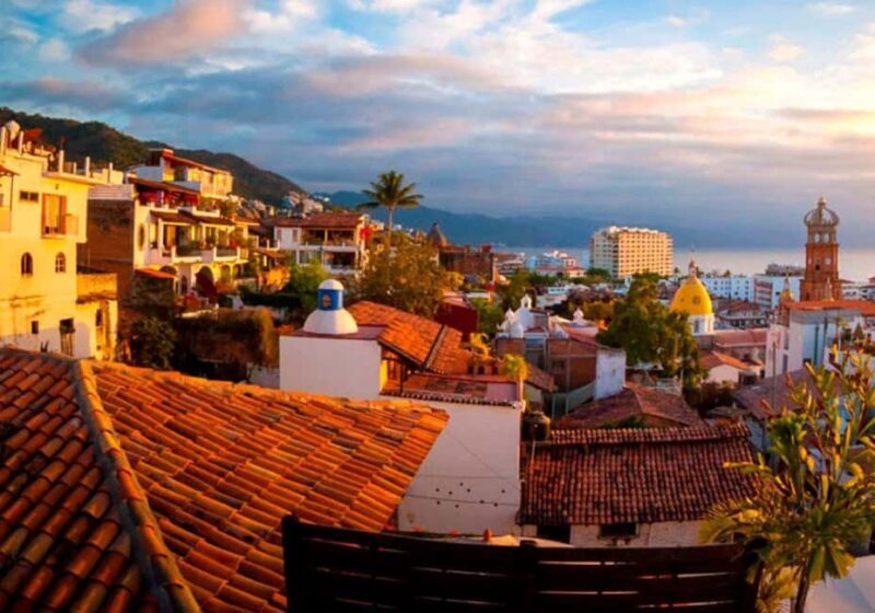 Puerto Vallarta: Tropical City Tour - The Sum Up