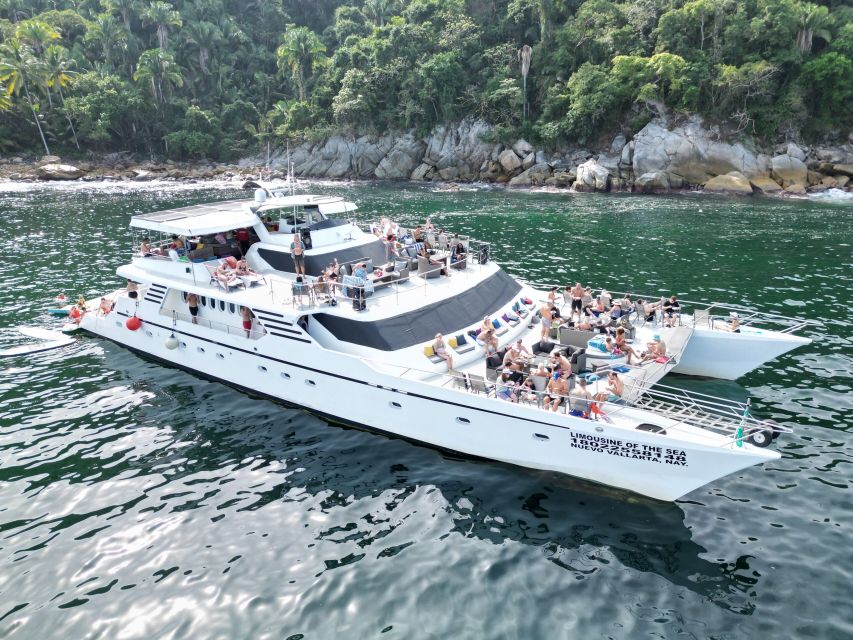 Puerto Vallarta: Yelapa Falls Yacht Cruise All-Inclusive - Included Meals and Complimentary Services