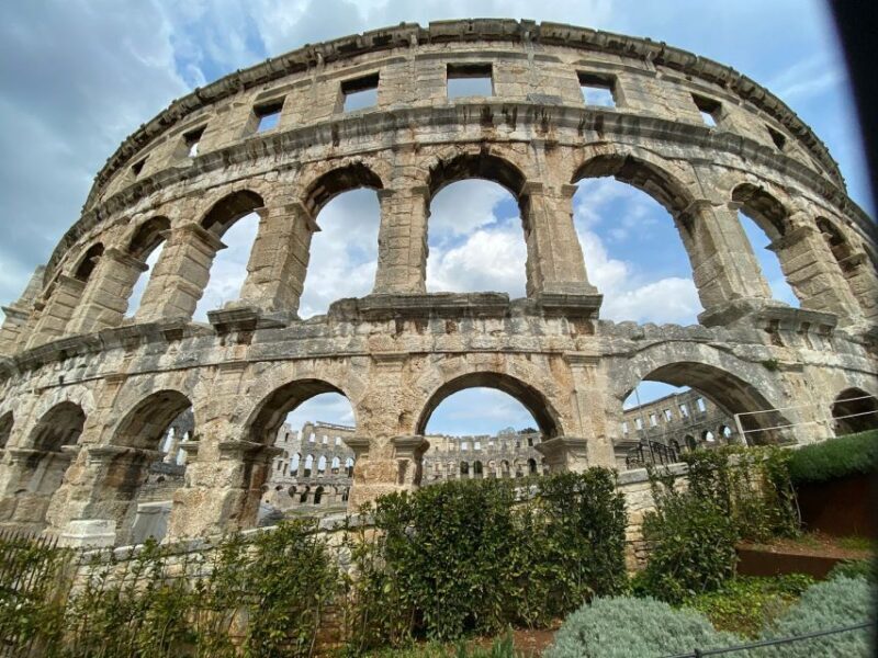 Pula Essentials Walking Tour - Key Points