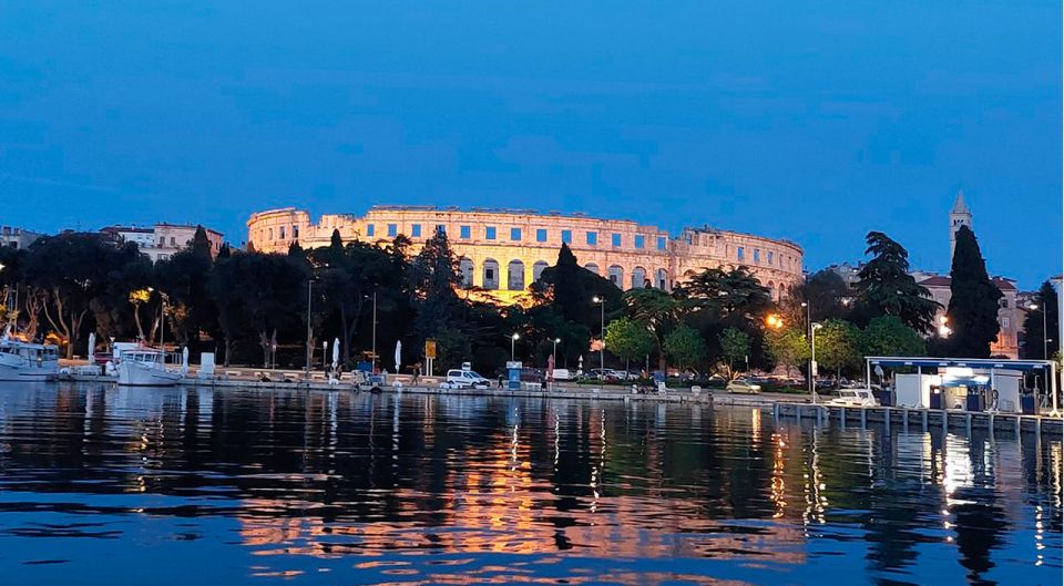 Pula: Harbor Cruise With Unlimited Drinks - Key Points
