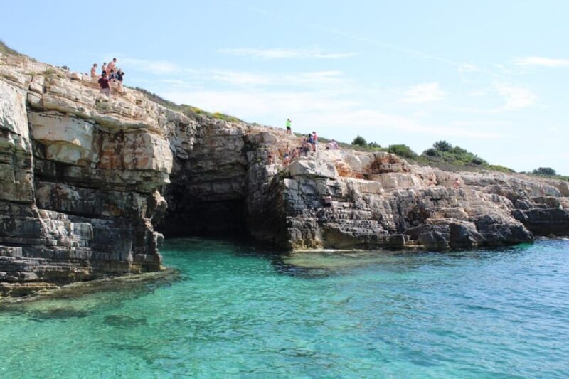 Pula: Kamenjak Bike Tour With Blue Cave and Cliffs Visit - Itinerary Details