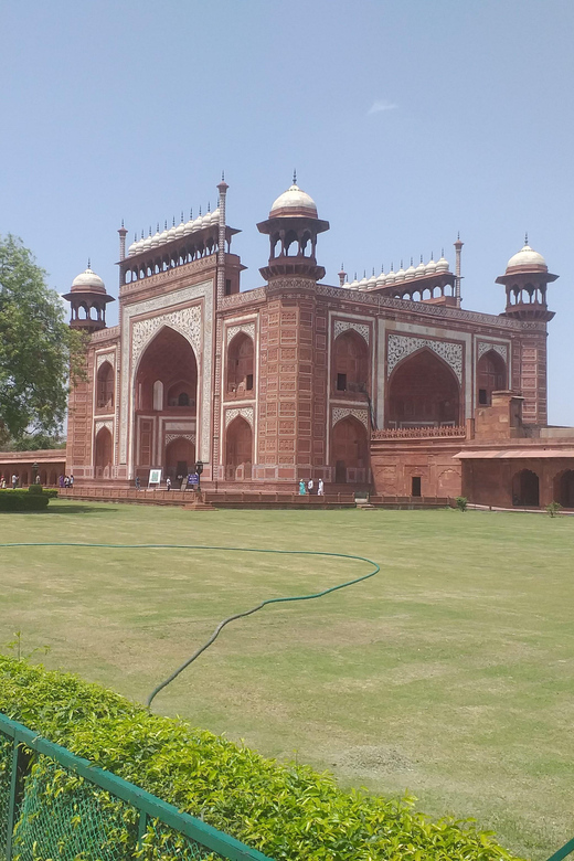 Pune Agra Same Day Private Trip With Return Flights - Good To Know