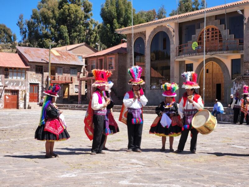 Puno: Full Day Tour to the Islands of Uros and Taquile - Unique Features of Uros