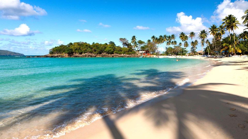 Punta Cana: 7 Beaches Walking Tour + Typical House Lunch Included - Key Points