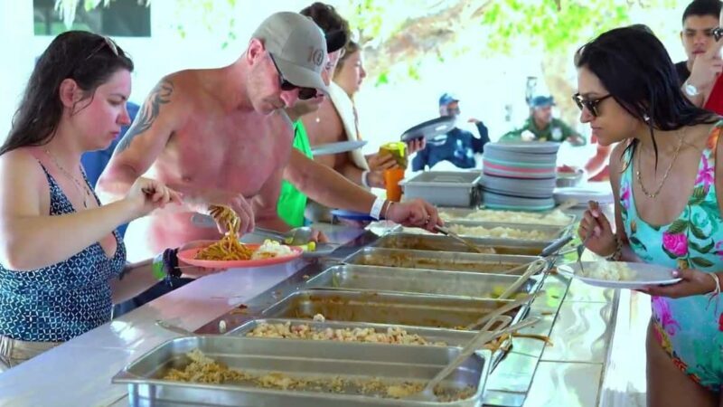 Punta Cana: Catalina Island Snorkeling Trip with Lunch - Who Should Consider This Tour?