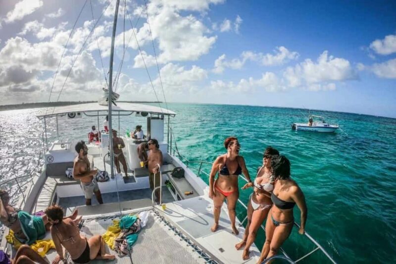 Punta Cana: Catamaran Adventure with Snorkeling and Drinks - Practical tips for travelers