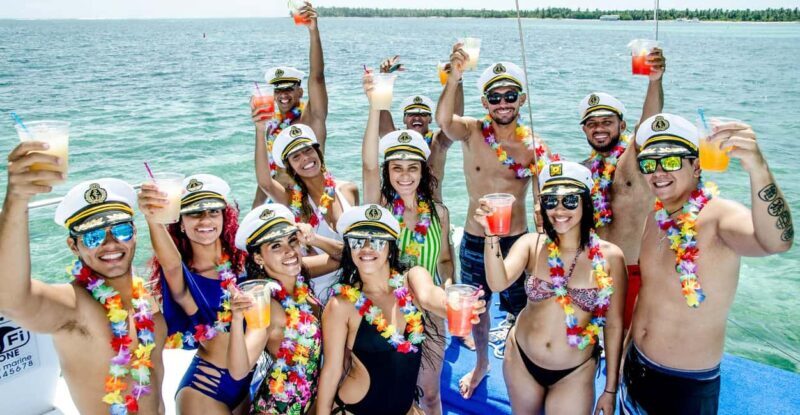 Punta Cana: Catamaran Boat Party with Unlimited Drinks - The Experience in Detail