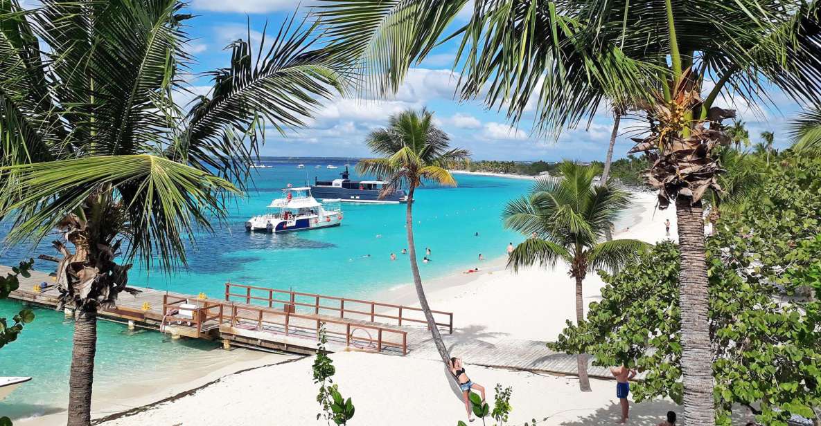 Punta Cana: Full Day Boat Trip to Catalina Island With Lunch - Relaxing on the Beach