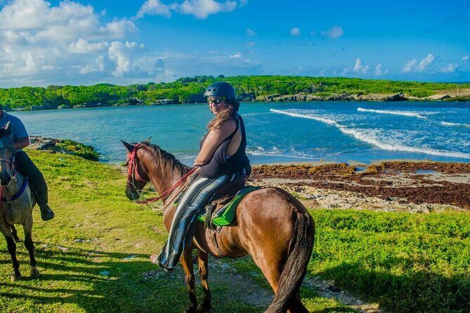 Punta Cana Horseback Ride: Jungle, Macao Beach & Free Pick Up - What the Reviews Say