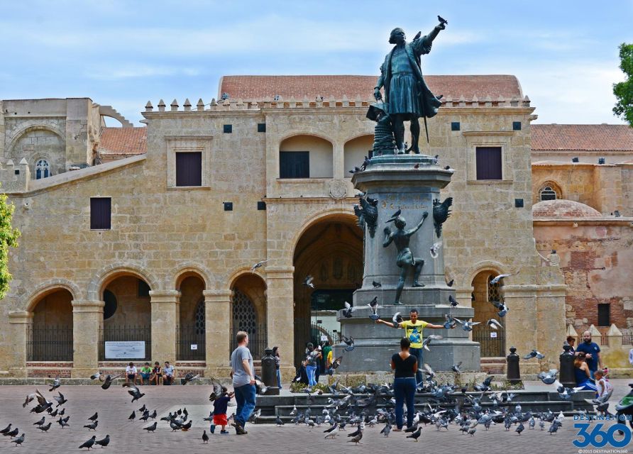 Punta Cana & La Romana: Santo Domingo Guided Tour & Lunch - Pickup and Transportation