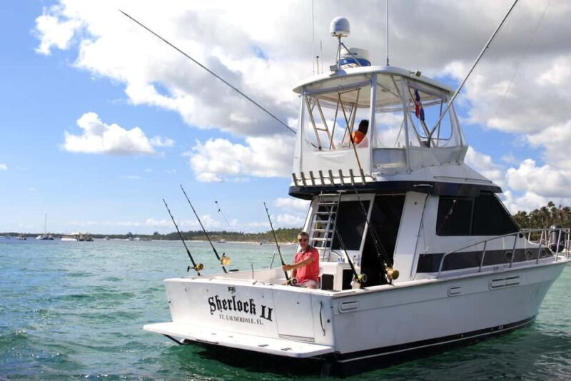 Punta Cana offshore private fishing charter "Sherlock" 39 ' - What Makes the Sherlock Fishing Experience Stand Out