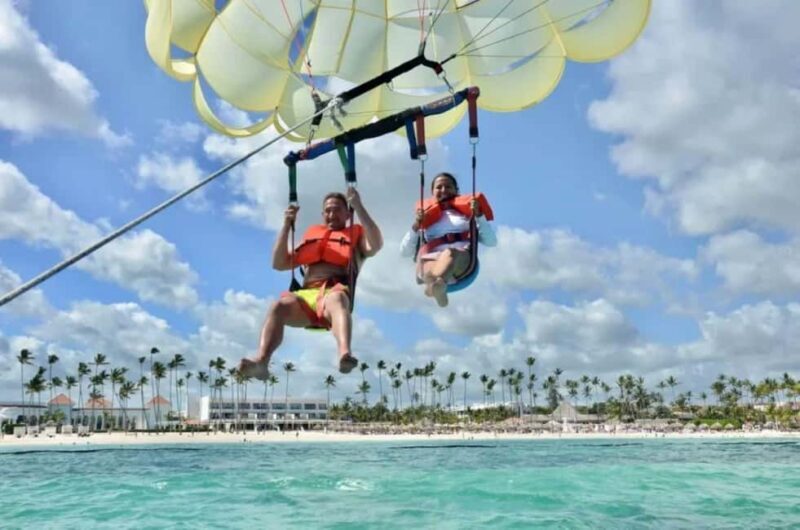 Punta Cana: Parasailing Experience with Round-Trip Transfer - Key Points