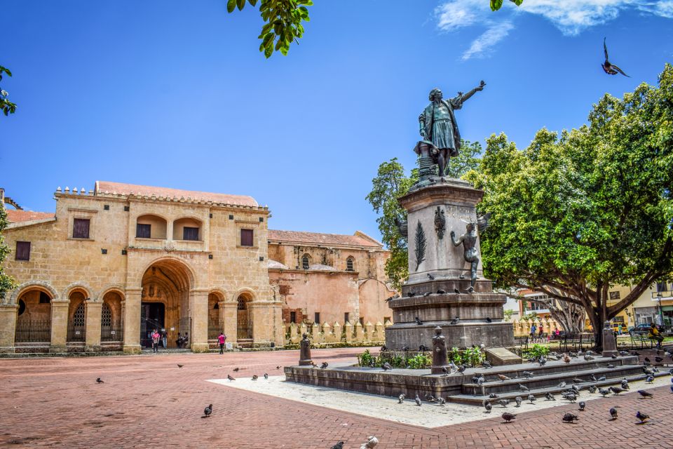 Punta Cana: Santo Domingo Day Trip With Tickets and Lunch - Discovering Santo Domingos History