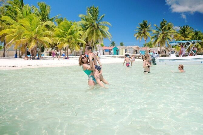 Punta Cana: Saona Island Catamaran Open Bar / Food Hotel Pickup - An In-Depth Look at the Saona Island Catamaran Tour