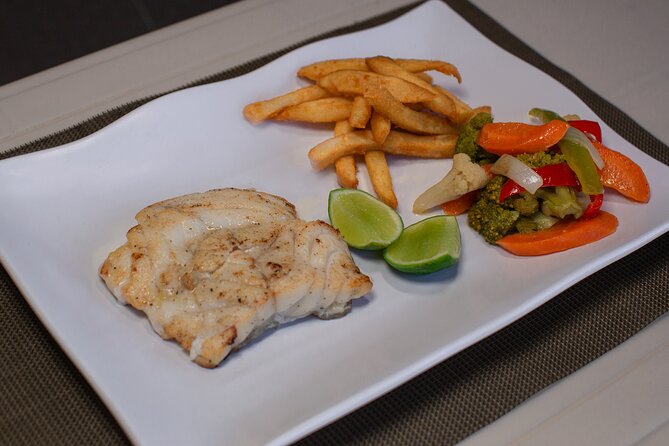 Punta Cana Small Group Adults Only Snorkel With Food and Drinks - Safety and Accessibility