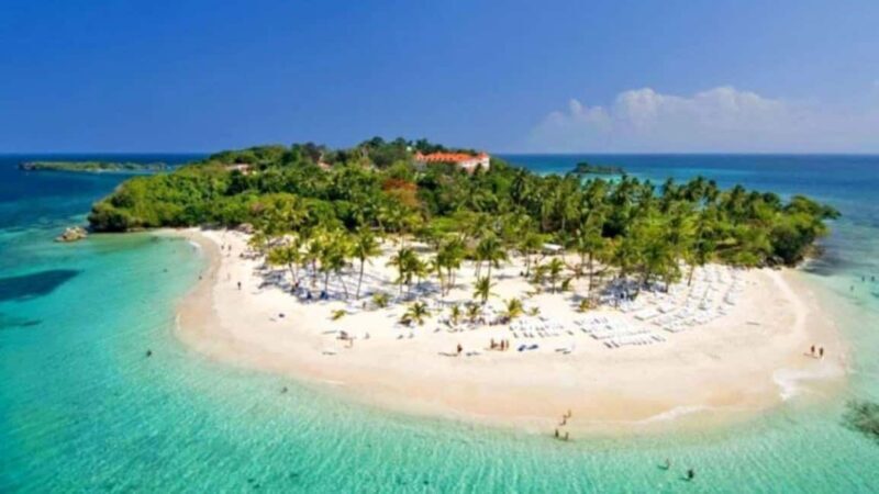 Punta Cana:Samaná Bay,Bacardí Island and El Limón Waterfall - Practical Tips for Your Trip