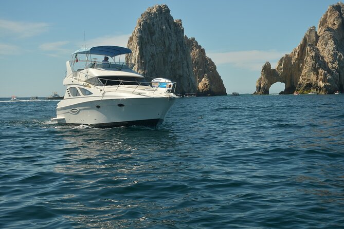Pura Vida Yacht 42 FT With All Inclusive Service in Cabo - Yacht Specifications