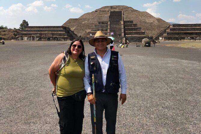 Pyramids Tour, Plaza of the 3 Cultures and Basilica of Guadalupe - Transportation and Overall Experience