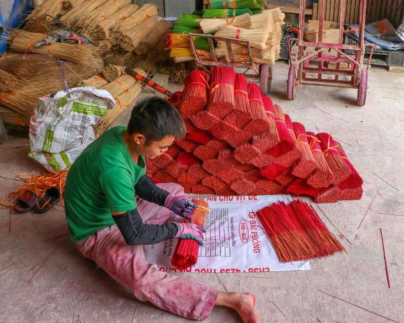Quang Phu Cau Incense Village, Hat Making Private Tour - Tour Overview