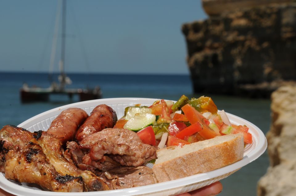 Quarteira: Benagil Cave Boat Trip With Beach BBQ and Kayak - Catamaran Cruise and Break