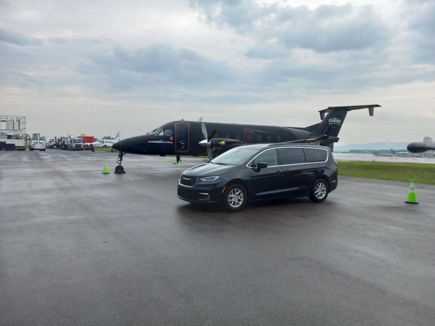 Quebec City Private Transfer - Driver and Services