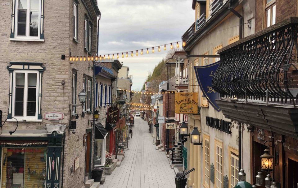 Quebec City Private Walking Tour With Funicular Ride - Visiting Iconic Landmarks