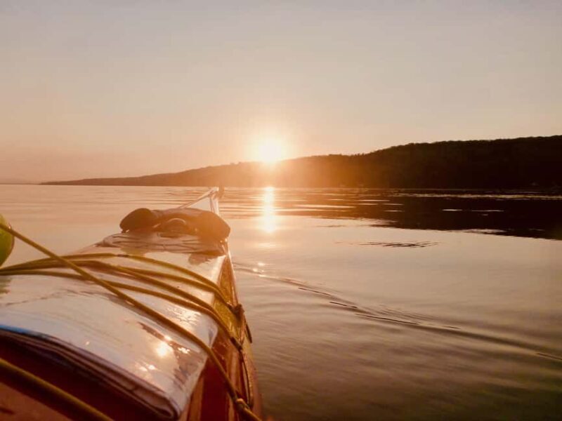 Quebec City Sunset Sea-Kayaking Tour with Mapple Wine - FAQ: Your Questions Answered