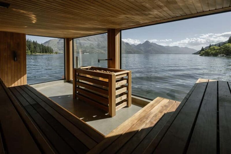 Queenstown: Floating Sauna Experience on Lake Whakatipu - Queenstown: Floating Sauna Experience on Lake Whakatipu