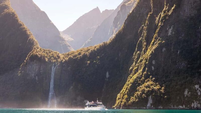 Queenstown: Milford Sound Day Trip - Cruise & Picnic Lunch - FAQ