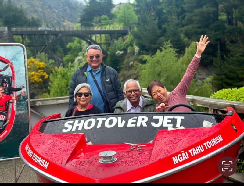 Queenstown: Wanaka & Arrowtown Guided Private Day Tour - Key Points
