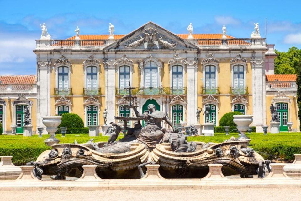 Queluz: National Palace & Garden E-Ticket & Audio Guide - Explore the Palace and Gardens