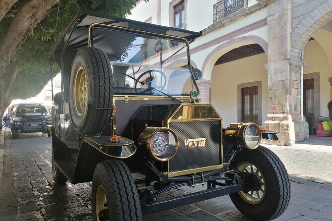 Queretaro: City Tour in Classic Ford T Vehicle - An In-Depth Look at the Queretaro Vintage Car Tour