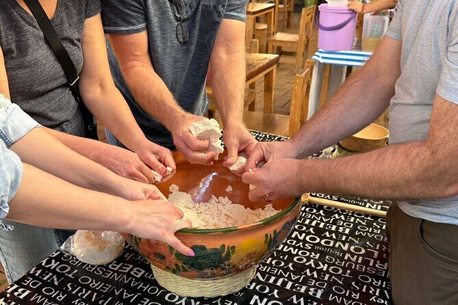 Quesillo and Organic Fresh Cheese only in Oaxaca! - Authenticity and Expert Guidance