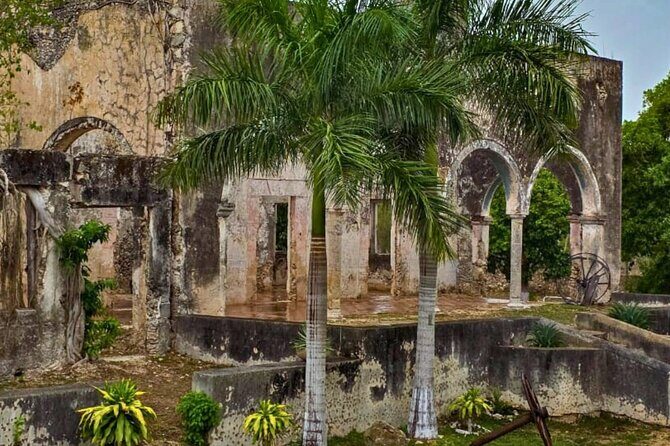 Quick Getaway Cave Expedition and Cenotes Swim from Merida - FAQ