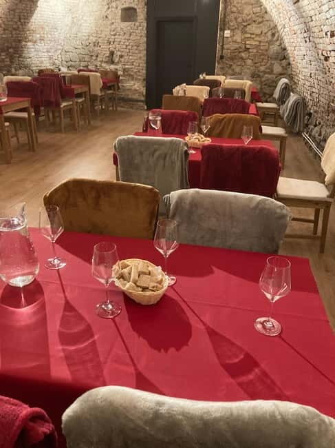 Quick Wine Tasting in Michalská - The Experience: A Tasting in a Historic Setting