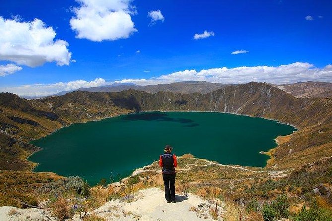 Quilotoa and Volcanoes Avenue Day Trip From Quito With Entrances - Transportation Details