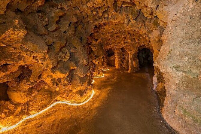 Quinta da Regaleira Entry Tickets with Host From Meeting Point - Overview of the Experience